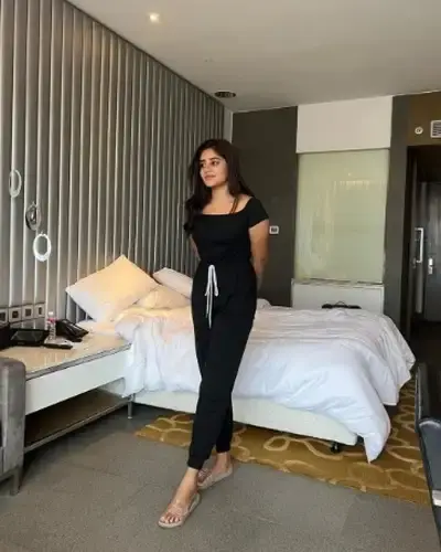 Call Girls Hinganghat Cash On Delivery
