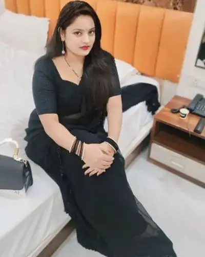 Escorts Service In Hinganghat