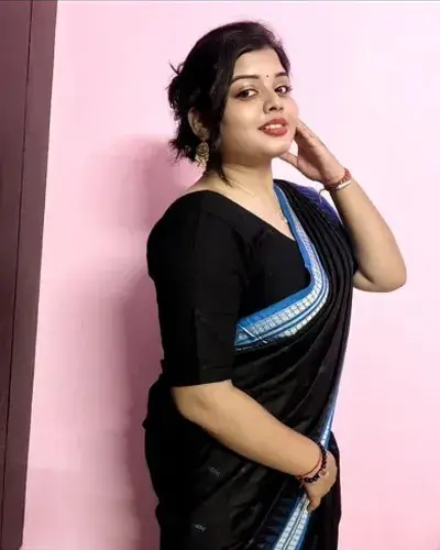 Call Girl in Hinganghat